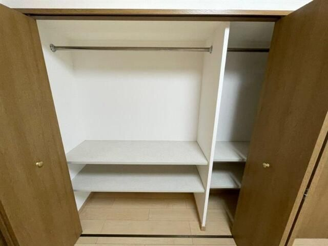 アール・ケープラザ浅草の収納