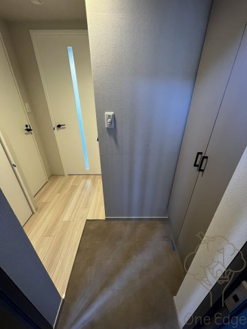 ソルテラスOSAKA塚本の玄関