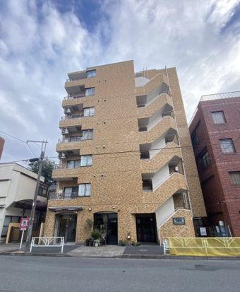 ライオンズマンション駒場の外観