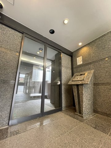 練馬区北町１丁目の賃貸マンションのエントランス