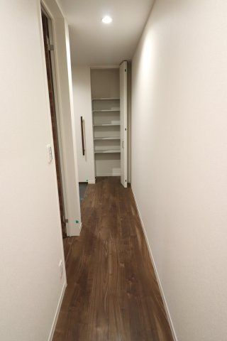 エバーグリーンガーデンの玄関