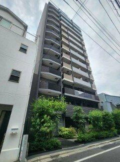 プレサンスジェネ浅草ウエストの外観