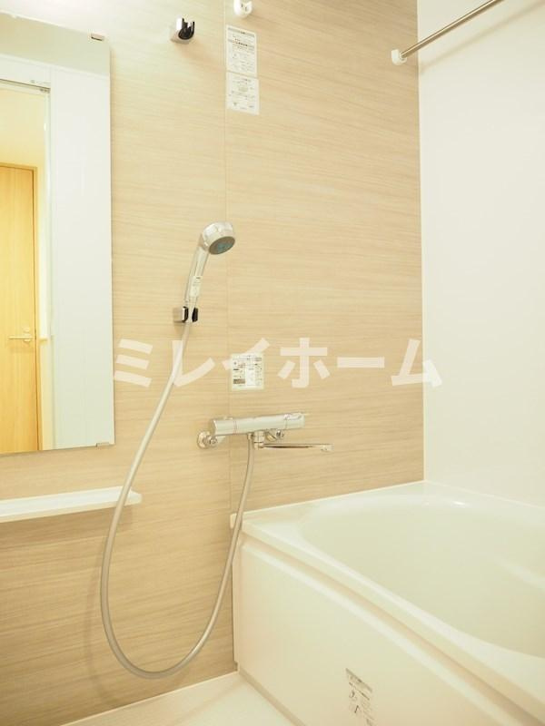 ルーブル大森西の浴室