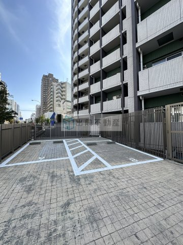 BPRレジデンス西早稲田の駐車場