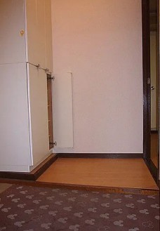 土屋ビルの玄関