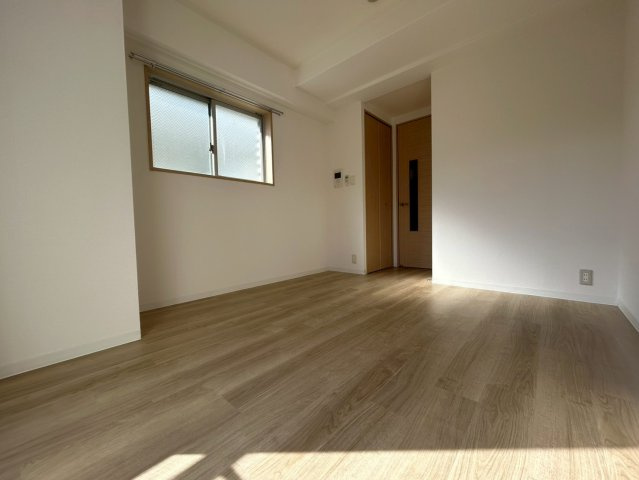 べクス福島の洋室