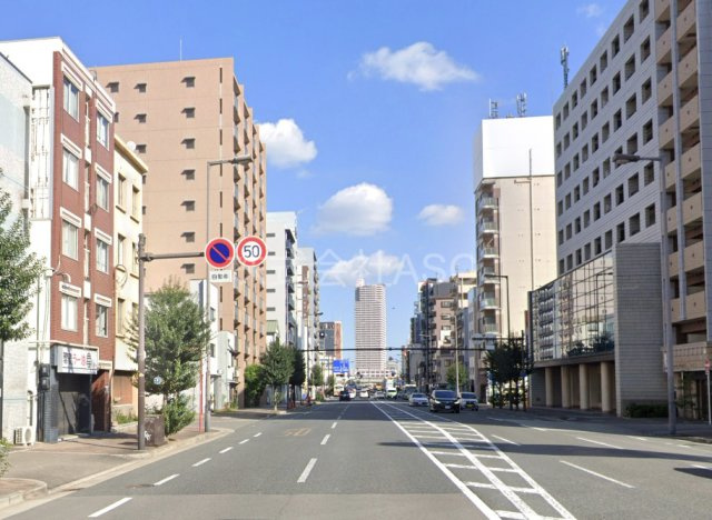 日辰ビルの洋室