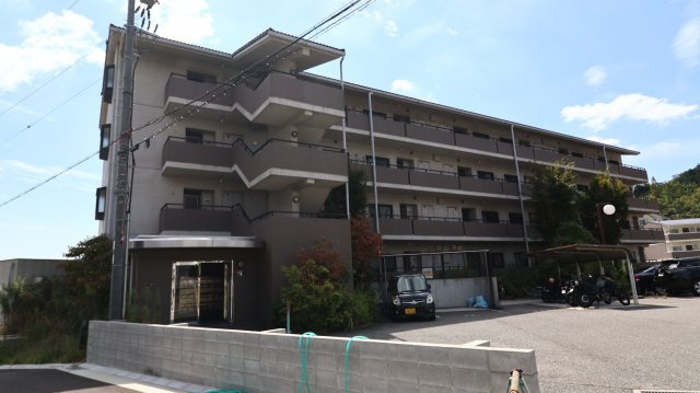 リバーヒルズ