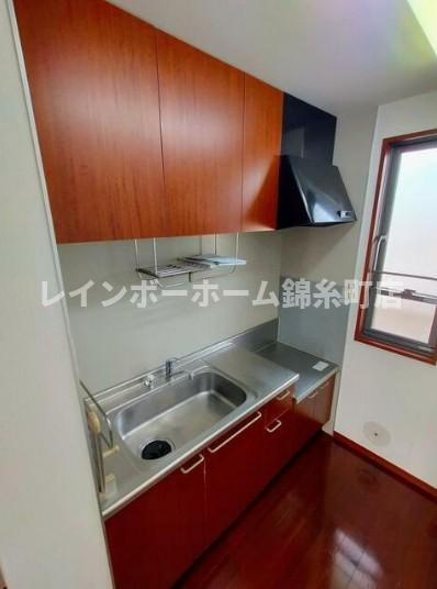 アイリスA棟のキッチン