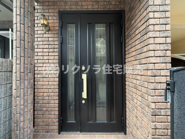 中神田町　中古一戸建ての玄関|■物件内覧・資金計画相談・住宅ローン相談、リフォーム相談、お問合せ受付中■
※当日・翌日のご内覧、ご相談はお電話でのお問合せがスムーズです！