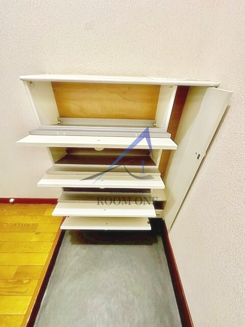日のでアパルトマンの玄関|玄関です。