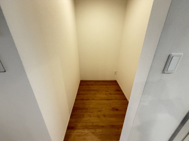 宜野湾市上原1丁目（全4棟）の収納|D号棟　パントリー付き♪