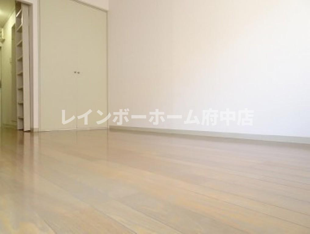 グリーンゲーブルズの居間・リビング