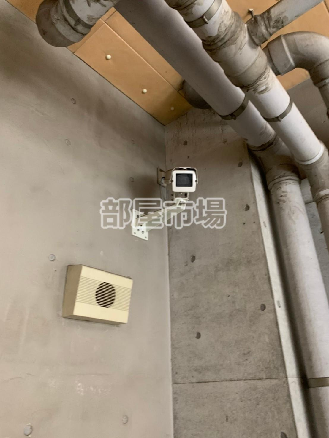 コスモ上野ロイヤルフォルムの設備|防犯カメラ