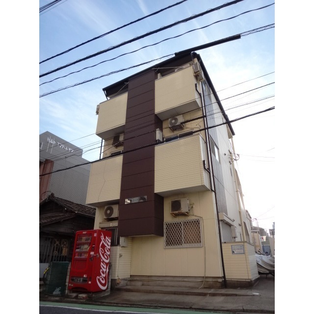 福岡市中央区今川１丁目の賃貸マンションの駐車場