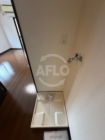 スタシオン梅田イーストの設備|スタシオン梅田イースト　室内洗濯機置き場