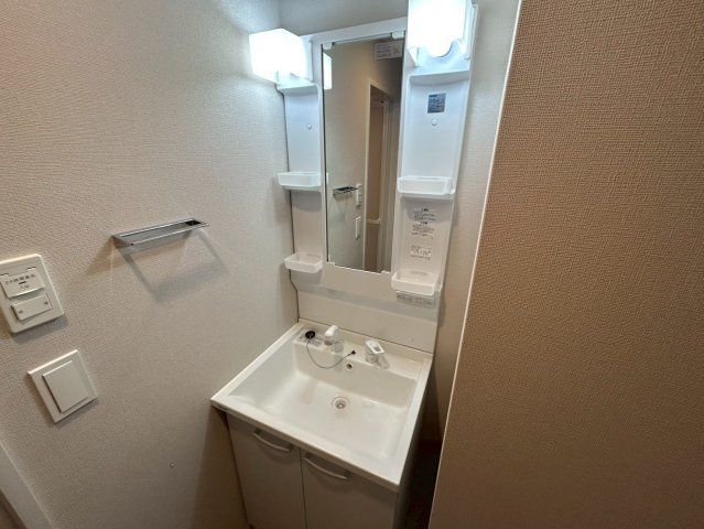 ArtizA西長堀の洗面所