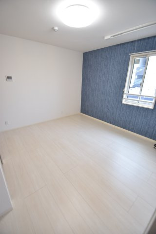 大阪市都島区東野田町４丁目の賃貸マンションの居間・リビング