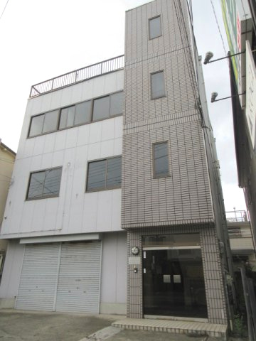 東大阪市若江本町４丁目の倉庫
