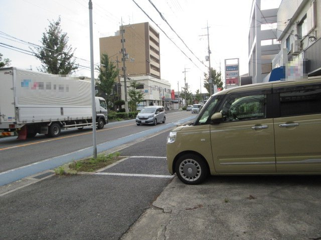 東大阪市若江本町４丁目の倉庫