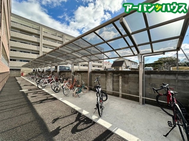 N・O桜と道の駐車場
