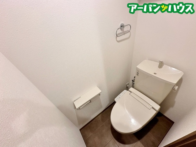 N・O桜と道のトイレ