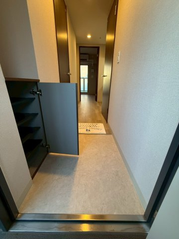 ArtizA西長堀の玄関