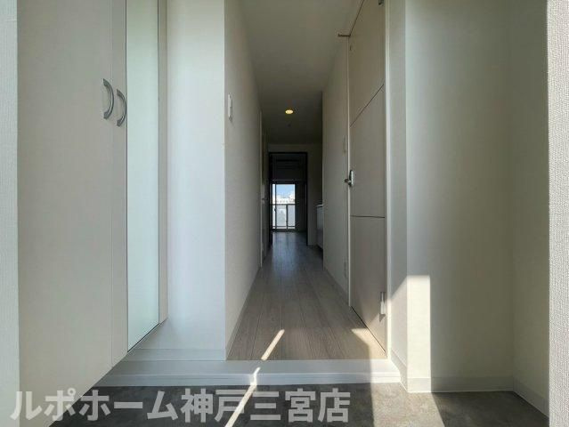 ボンニー元町の玄関