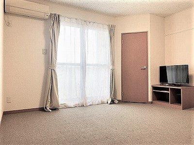 レオパレスコテナン阿見Ｃの寝室
