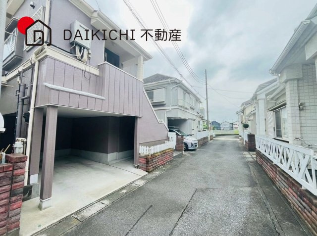 【前面道路含む現地写真】 | 行田市谷郷3丁目　中古戸建