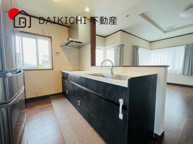 【キッチン】 | 行田市谷郷3丁目　中古戸建 | ※掲載写真はCG加工により残置物を除去したイメージです。現況を優先とします。
