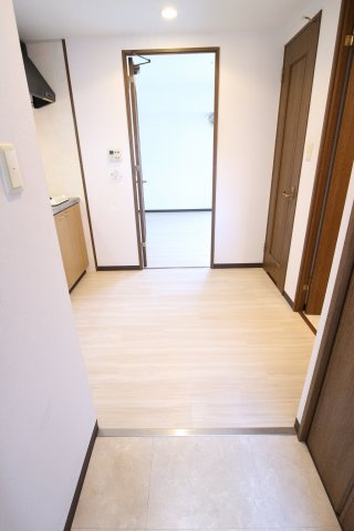 ルームズ学園北町の玄関