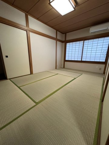 根岸ビルの和室