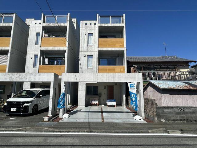 富士市中丸の中古一戸建|価格には消費税を含みます。自…
