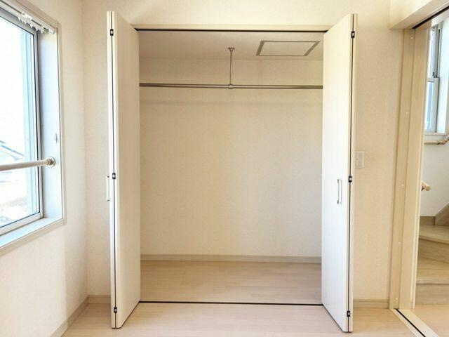 富士市中丸の中古一戸建|【３階北側洋室収納】