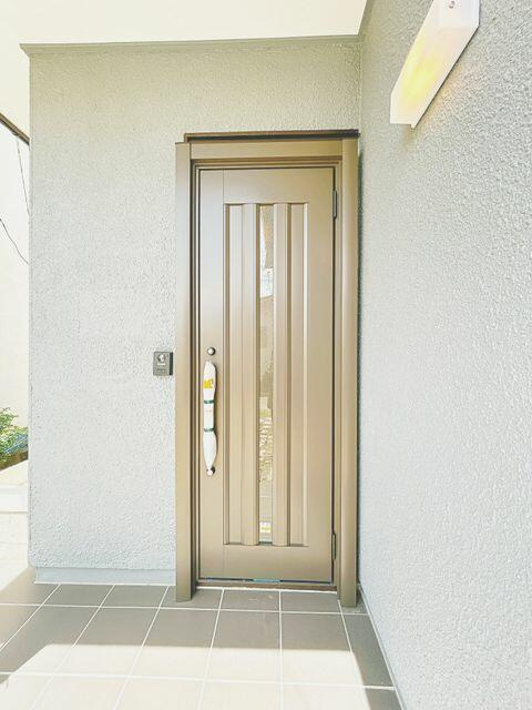富士市宮島の中古一戸建|【玄関（外観）】