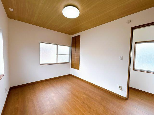 富士市宮島の中古一戸建|【リフォーム済】２階６帖洋室…