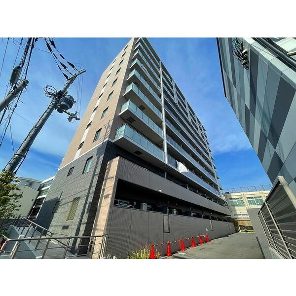 リアライズ小路駅前の外観