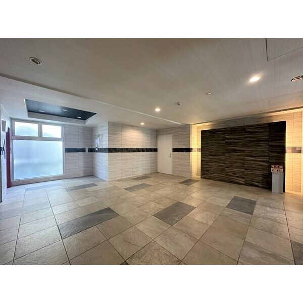 インザライフ大正RESIDENCEのロビー