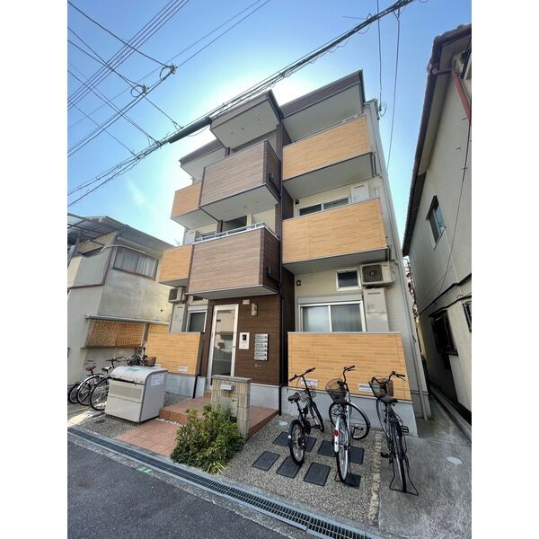 エリア  フェリズの外観
