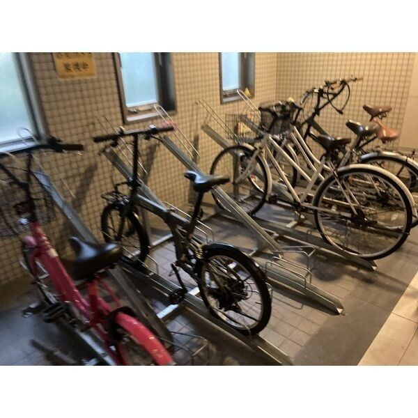 アドーラブル船場のその他