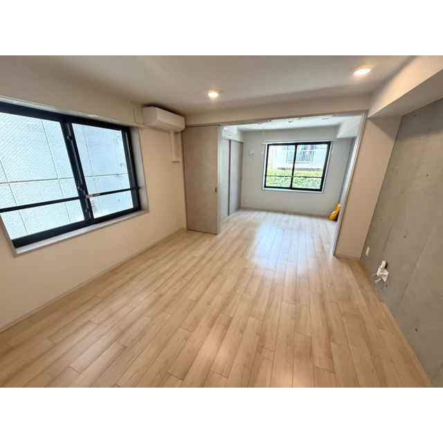 ＳＯＬＡＳＩＡ　ｒｅｓｉｄｅｎｃｅ門前仲町の居間・リビング