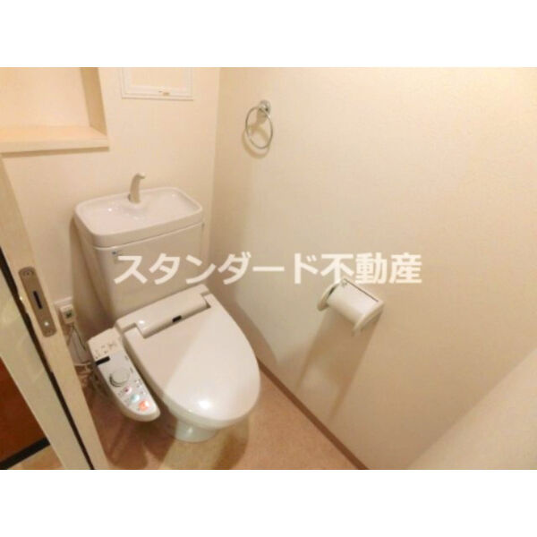 ジュネーゼグラン心斎橋東のトイレ