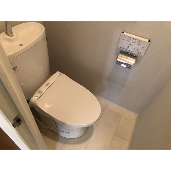 ハーバーライフ市岡のトイレ