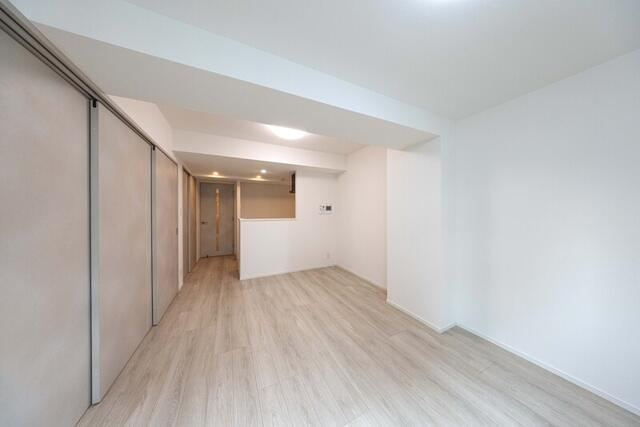 Ｓ－ＲＥＳＩＤＥＮＣＥ亀戸ｂａｌｍ(エスレジデンスカメイドバーム)の居間・リビング