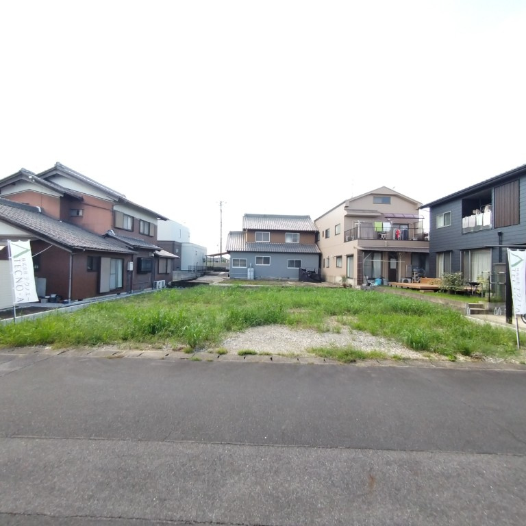 ６７４４３　羽島市竹鼻町神楽土地の外観