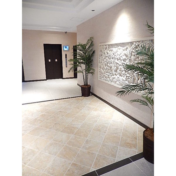 S-RESIDENCE淀屋橋のロビー