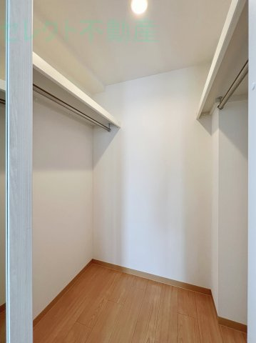 クレストタワー栄の収納