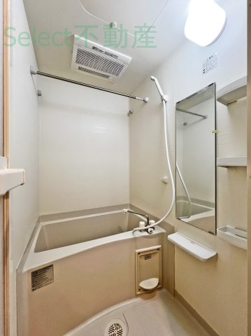 プレサンス久屋大通セントラルパークの浴室