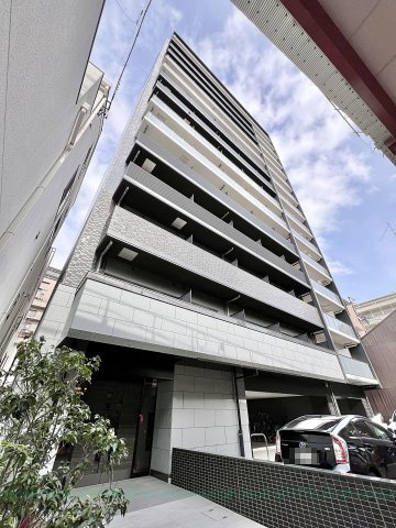 プレサンス名古屋ルーカス の外観